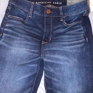 American Eagle Hi-rise jeans